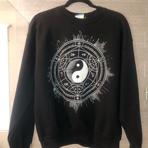 Crewneck sweatshirt